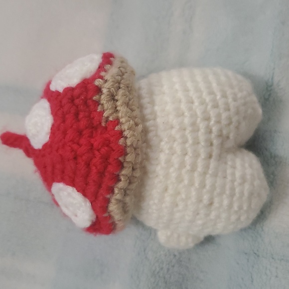 BABY MUSHROOM 🍄 - Picture 3 of 6